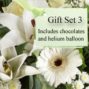 Gift Set 3 - Florist Choice Hand-Tied Bouquet